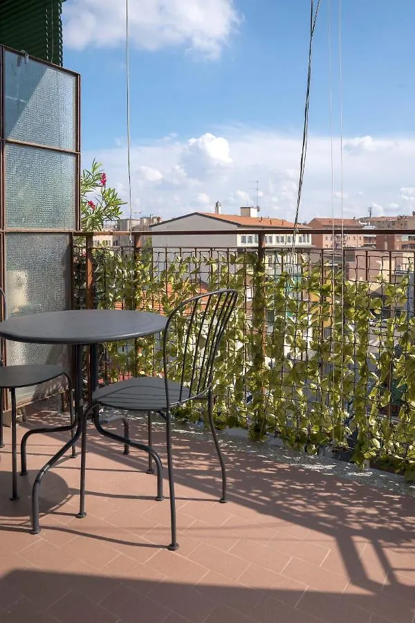 Appartamento L'Arche Comfort & Relax - House In The Trees Milano